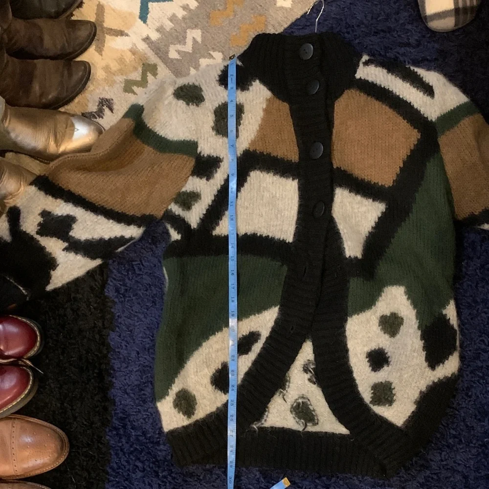 Geometric Patterned Cardigan - Picture 5 of 6